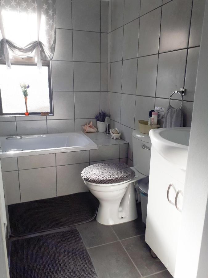 פורט אדוארד Umtamvuna View Cabanas מראה חיצוני תמונה